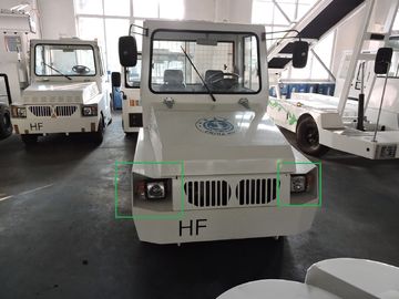 China Energy Saving Diesel Tow Tractor Welding Chassis Structure Low Consumption supplier