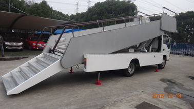 China Diesel Aircraft Passenger Stairs Commercial Chassis With ISUZU Engine  supplier