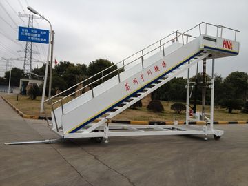 China Durable Towable Passenger Stairs L 5795 x W 1760 x H 3850 Millimeter Overall supplier