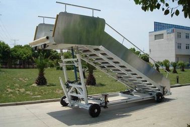 China Non Slip Aircraft Passenger Stairs Commercial Chassis Easy Maintenance supplier