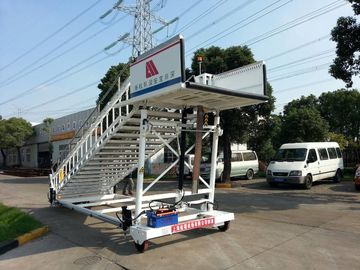 China 2000 Kg Aircraft Passenger Stairs Commercial Chassis 2 x 2 Drive Type supplier