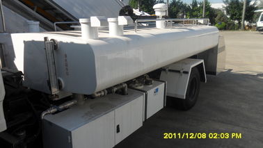 China Low Emissions Potable Water Truck Pelled Chassis 0.25 - 0.35 MPa Pressure supplier